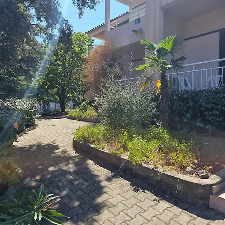 Maristella Algajola (Corsica)