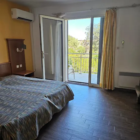 Maristella 3* Algajola (Corsica)