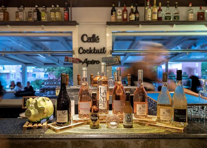 Maristella 3* Algajola (Corsica)